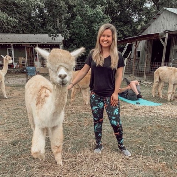 MEET THE POSHER ππ»πβ€οΈ - Picture 8 of 8